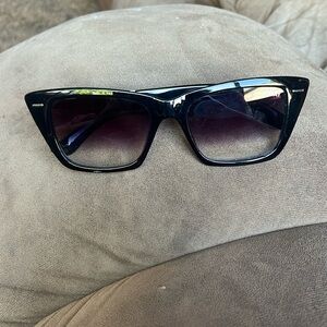 Quay sunglasses